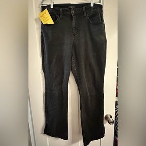 Judy Blue - Black Straight Leg with cuff opening (20W) - JB88451